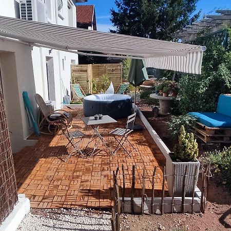 Superbe Appartement Avec Jacuzzi Avec Jardin Prive Lyon Exteriör bild