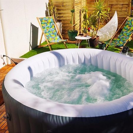 Superbe Appartement Avec Jacuzzi Avec Jardin Prive Lyon Exteriör bild